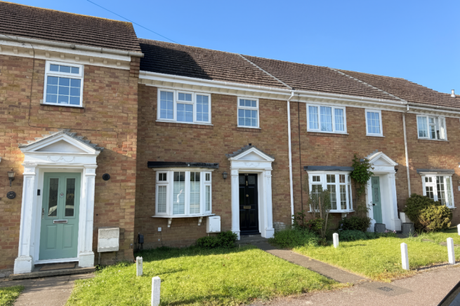 3 bed property, in High Street, £350,000