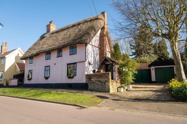 3 bed property, in The Street, £500,000