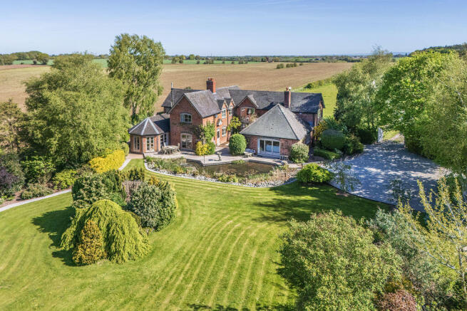 5 bed property, in "Sheepwalks", £1,650,000