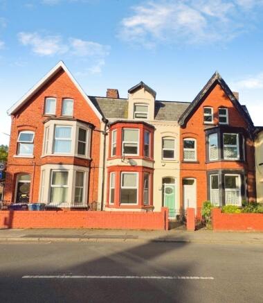 5 bed property, in Eaton Road, £350,000