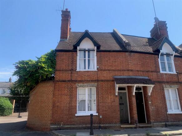 2 bed property, in Church Street, £399,950