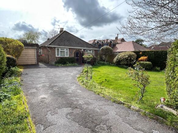 2 bed property, in Merley Lane, £500,000