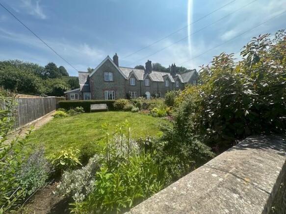 2 bed property, in Breach Lane, £395,000