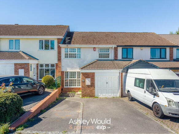 3 bed property, in Hambleton Road, £285,000