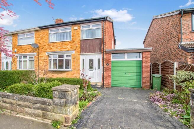 3 bed property, in Bader Avenue, £160,000