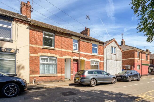 3 bed property, in Fuller Street, £189,995