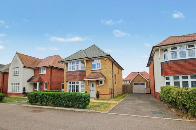 4 bed property, in Judge Drive, £600,000