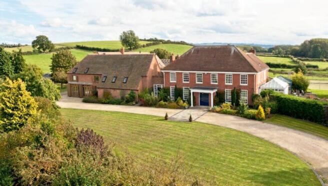 5 bed property, in Upper Welford House, £1,400,000