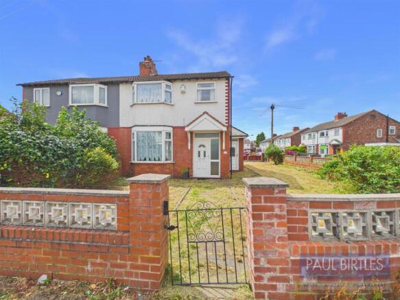 3 bed property, in Byron Road, £325,000