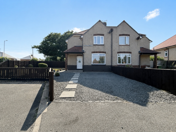 3 bed property, in Hunter Terrace, £178,000