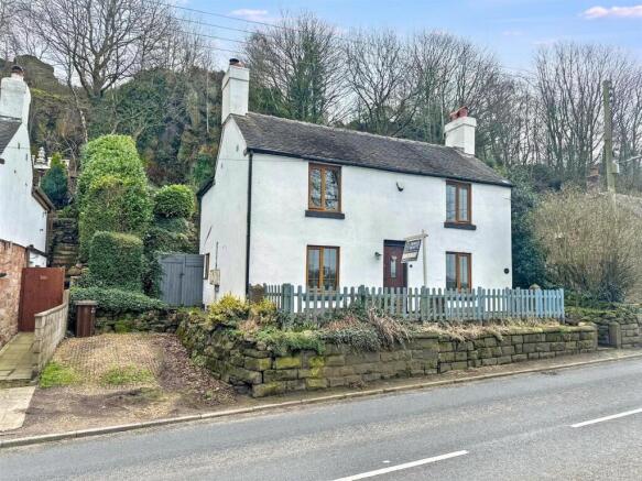 3 bed property, in Cheadle Road, £315,000