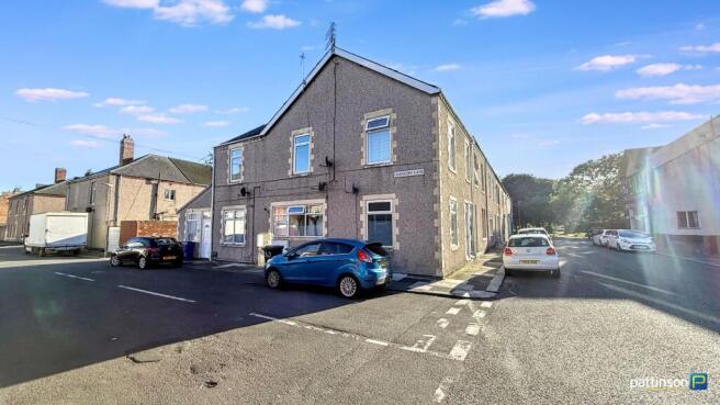 5 bed property, in Marlow Street, £160,000
