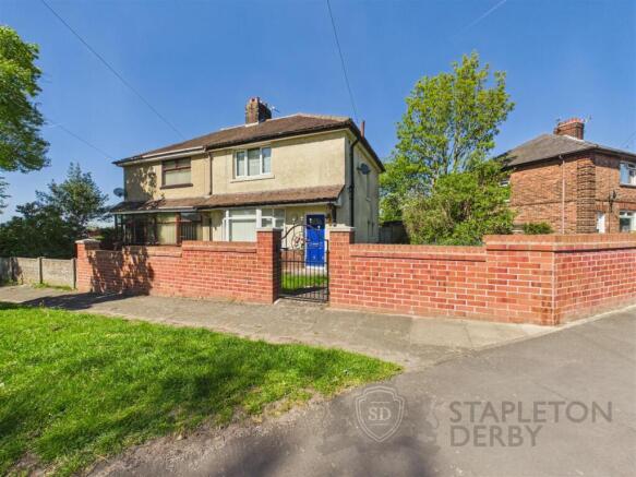 3 bed property, in Hewitt Avenue, £189,950