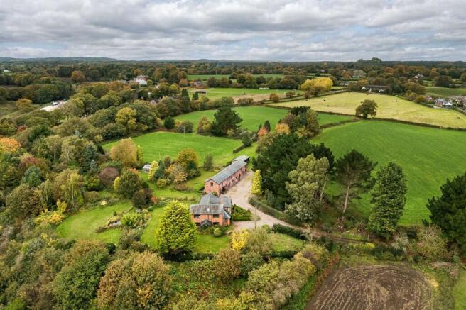 9 bed property, in Beauty Bank, £1,575,000