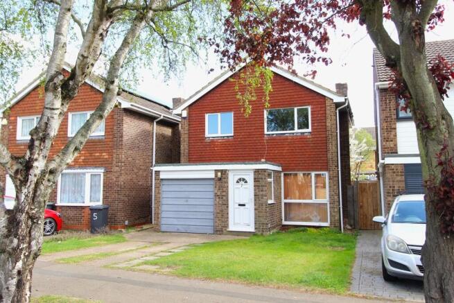 3 bed property, in Mill Lane, £350,000