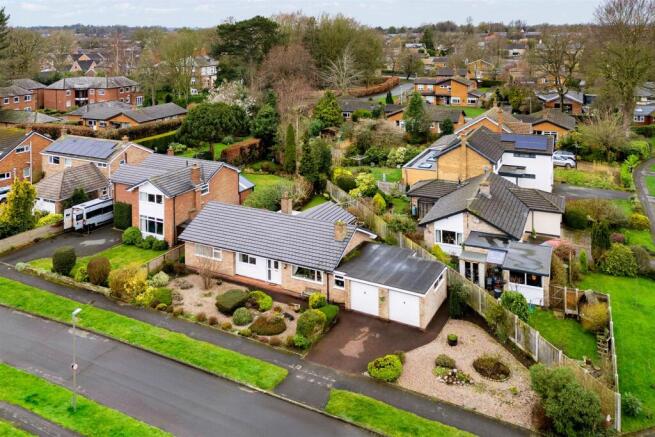 3 bed property, in Berrystead, £450,000