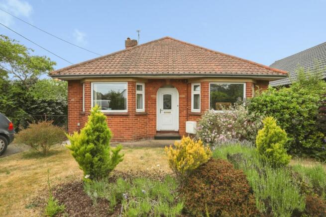 3 bed property, in Edmonton Road, £395,000