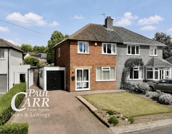 3 bed property, in Sara Close, £425,000