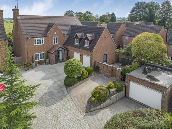 5 bed property, in Welford Road, £825,000