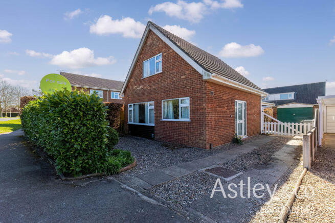 3 bed property, in Barkers Lane, £290,000