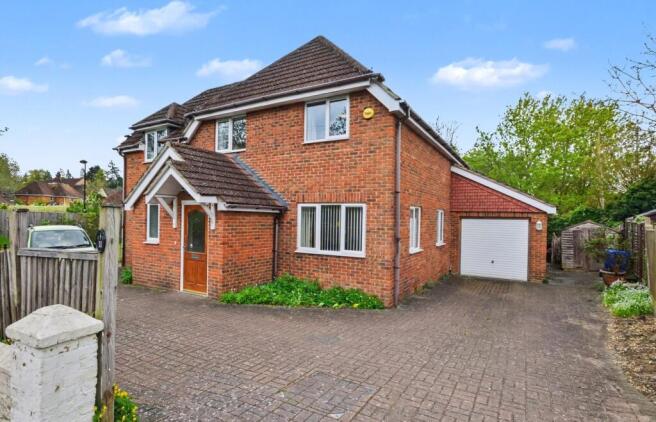 4 bed property, in Cranmore Lane, £725,000
