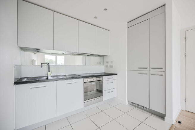 1 bed property, in New River Village, £325,000