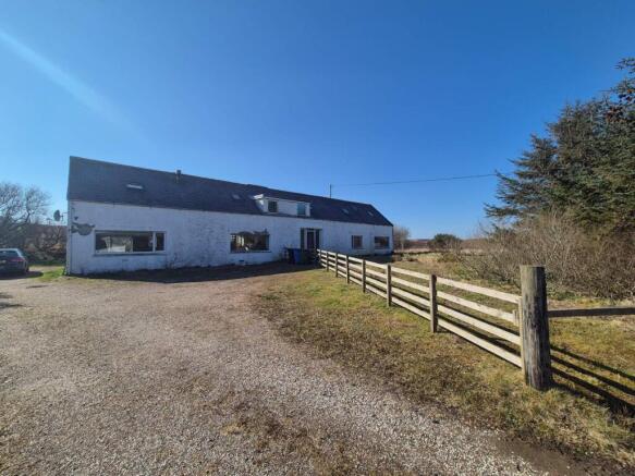 3 bed property, in Cregan Breac, £200,000