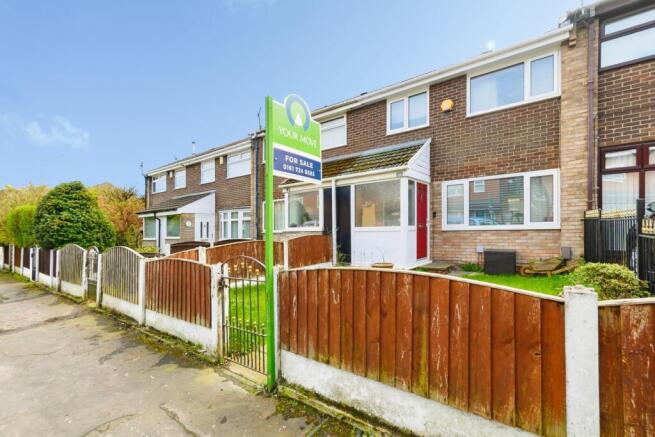 3 bed property, in Mode Hill Lane, £180,000