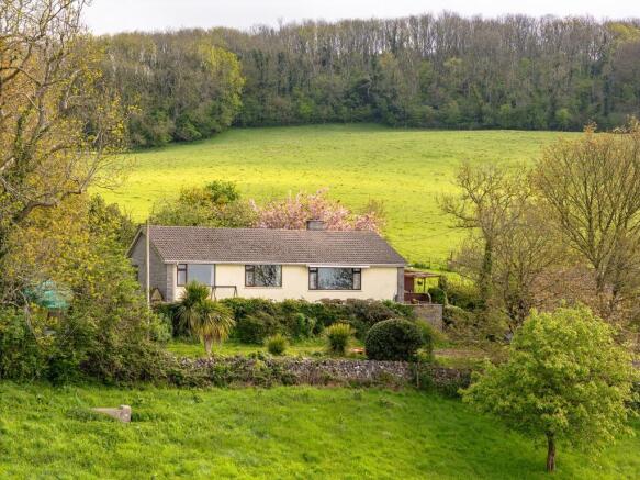 4 bed property, in Bradley Cross, £1,250,000