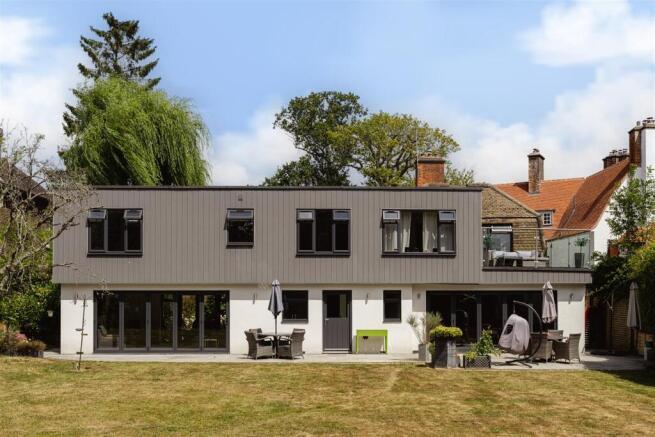 5 bed property, in Horsham Road, £1,350,000