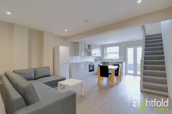 6 bed property, in Islingword Street, £650,000