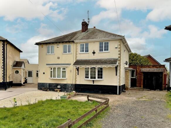3 bed property, in Rooker Crescent, £199,995