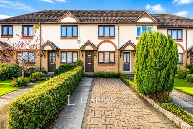 2 bed property, in Pimpernel Grove, £250,000