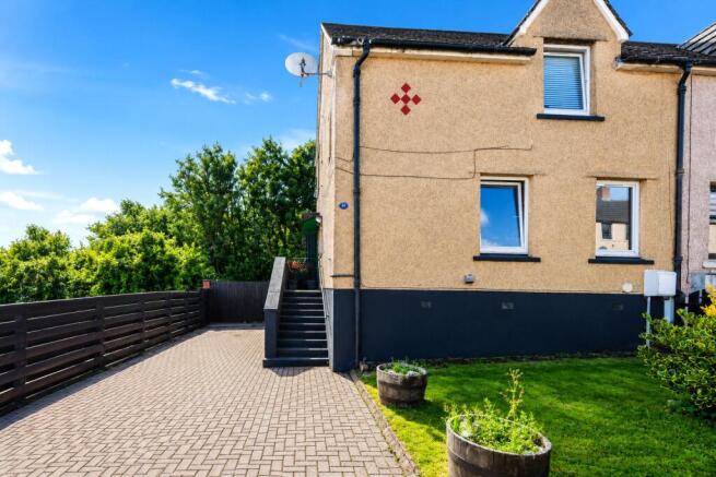 3 bed property, in Simpson Drive, £160,000