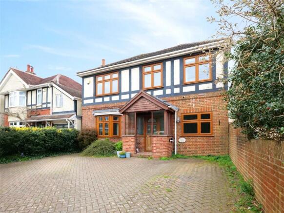 4 bed property, in East Borough, £675,000
