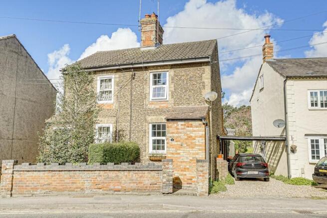 2 bed property, in Woburn Road, £340,000