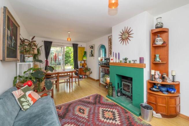 3 bed property, in St Mildred`S Place, £290,000