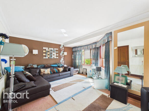 4 bed property, in St Michaels Hill, £700,000