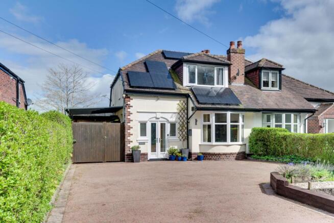 4 bed property, in Giantswood Lane, £399,950
