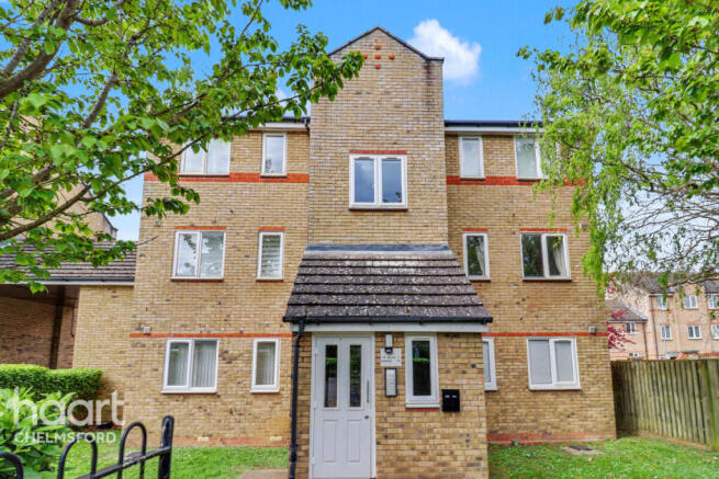 1 bed property, in Parkinson Drive, £160,000