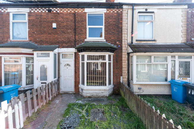 2 bed property, in Rustenburg Street, £65,000