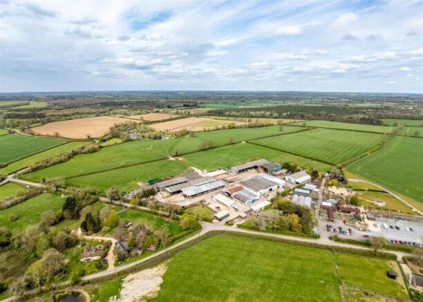 5 bed property, in Bushey Lane, £4,500,000
