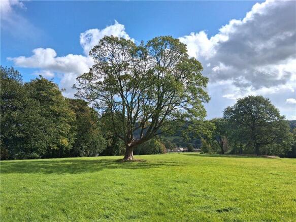 Land, in Keighley, £140,000