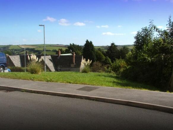 Studio, in Single Building Plot, £99,950