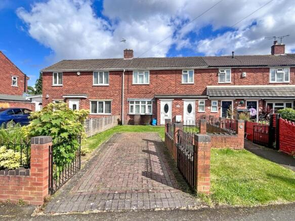 3 bed property, in Gayton Road, £250,000