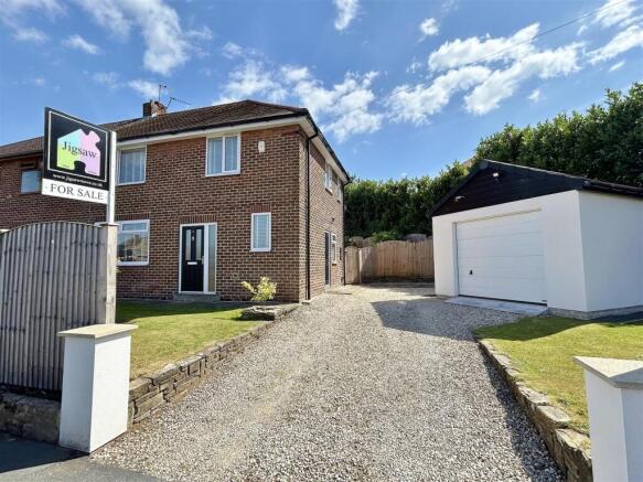 3 bed property, in Kingsway, £300,000