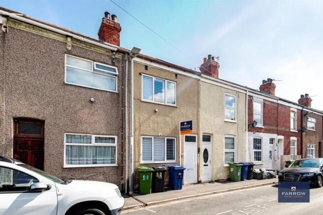 3 bed property, in Sidney Street, £75,000