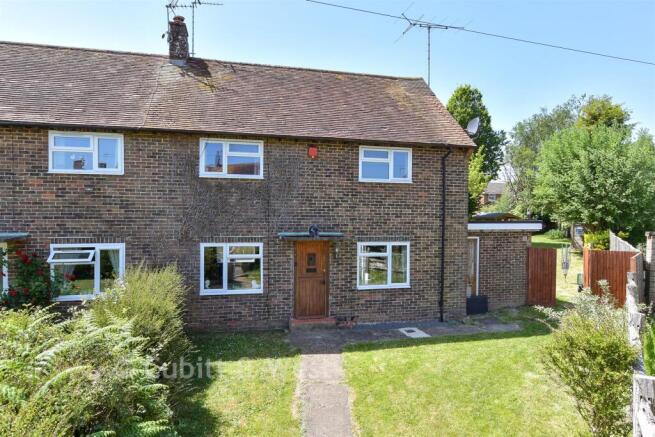 3 bed property, in Dacre Road, £325,000
