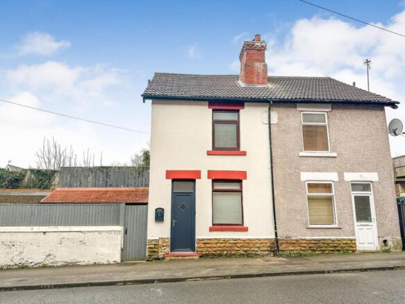 2 bed property, in 47 Spring Street, £129,950