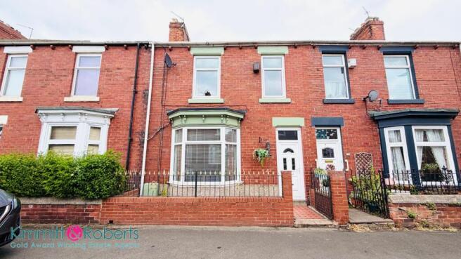 3 bed property, in Edwin Street, £125,000